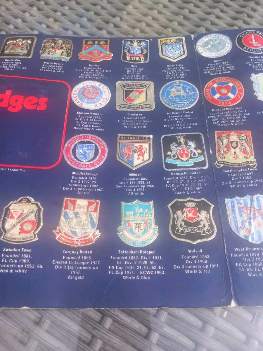 Esso collectible football stamps D18 post 3e - Image 4