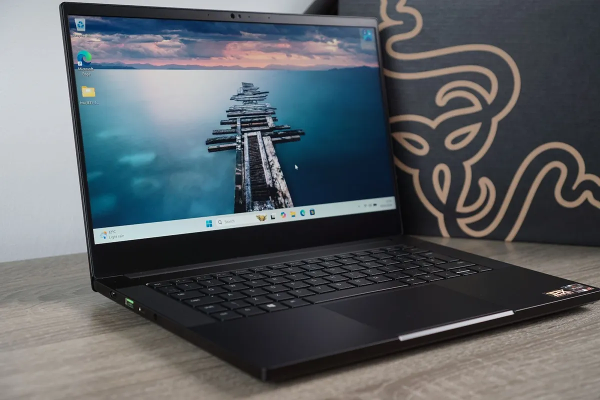 Razer Blade 14 RTX 3070 Gaming Laptop | Ryzen 9 - Image 1