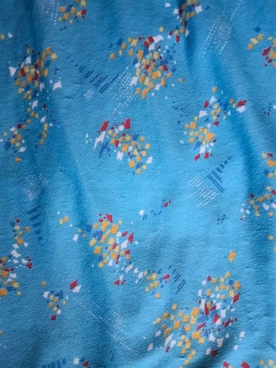 1970s Vintage Dress with Confetti Print 10-12 - Image 2
