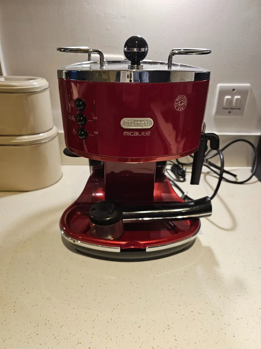 DeLonghi Icona Espresso Coffe Machine - Image 1