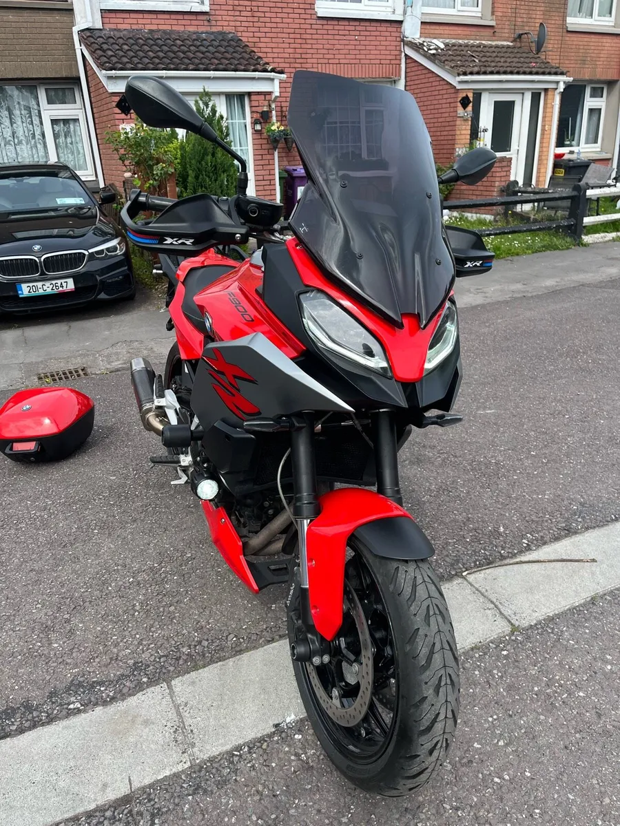 BMW 900XR - Image 2
