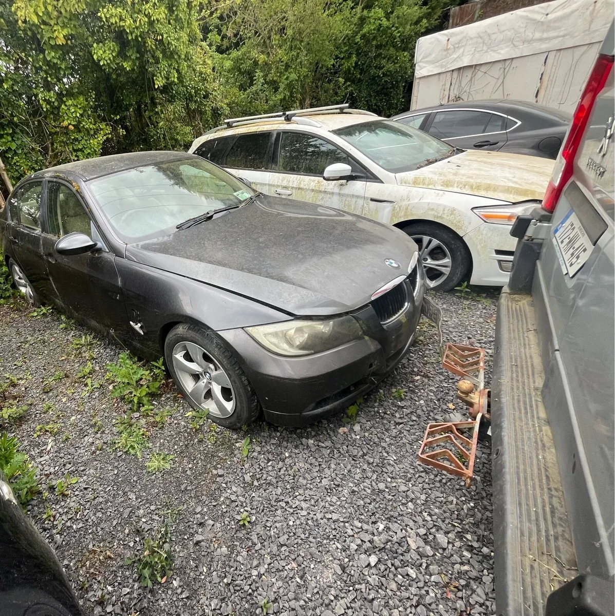 BMW e90 318i breaking + more - Image 1