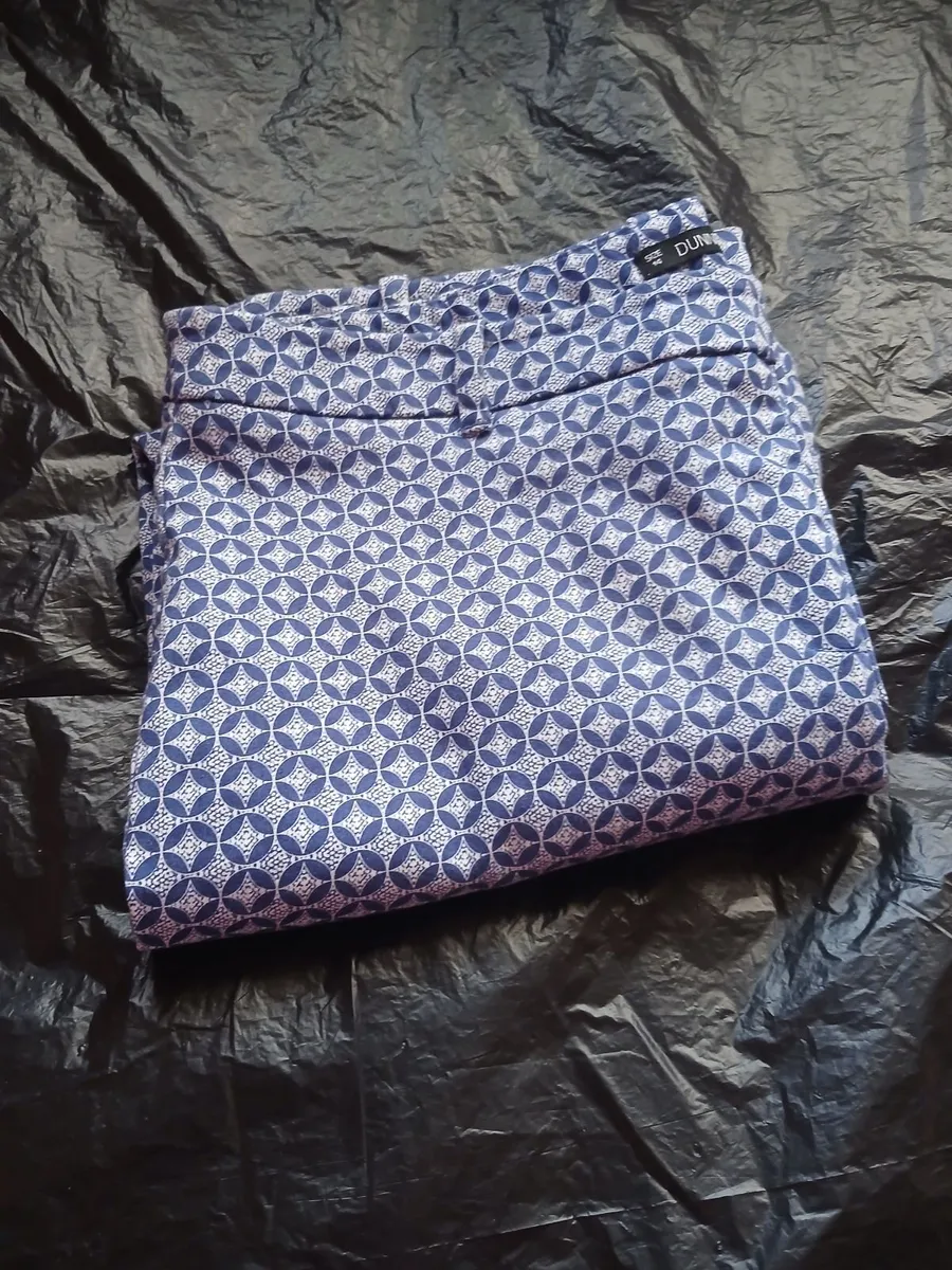 Clothes - Image 4