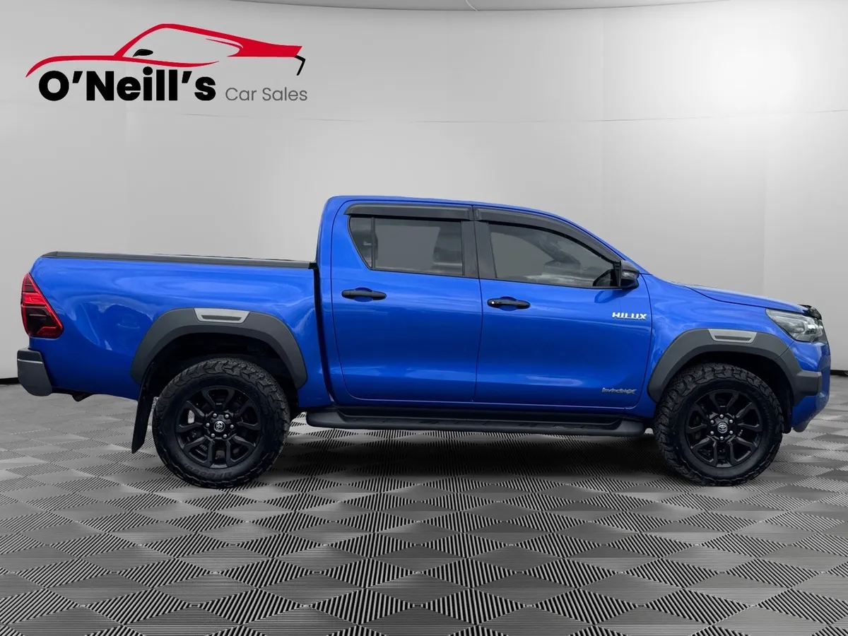 Toyota Hilux 2021 AUTO 2.8 D-4D INVINCIBLE X #379 - Image 2