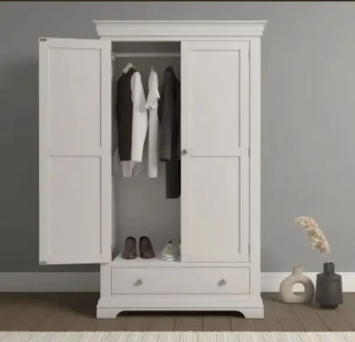 Bordeaux 2 Door Wardrobe Ivory - Image 2
