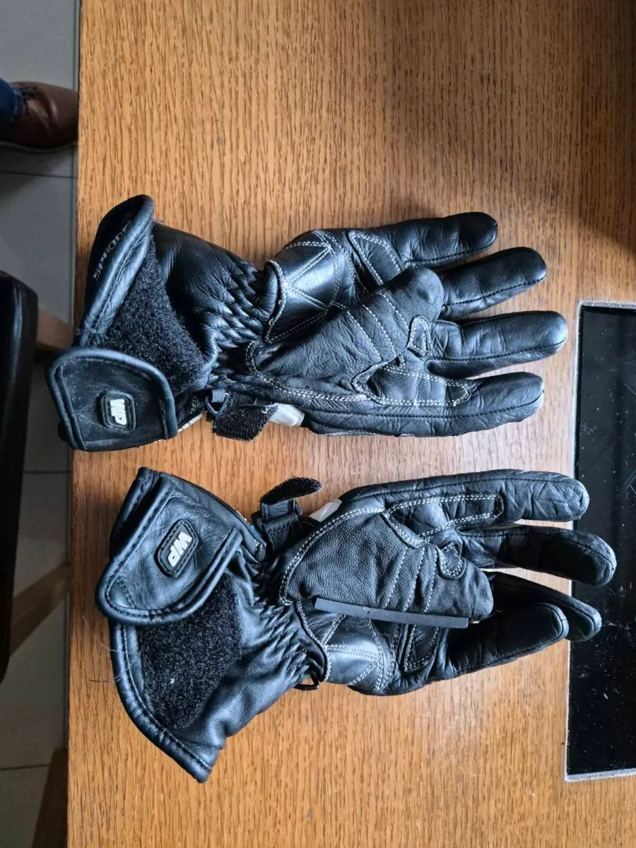 Motorcycle gloves - Image 2
