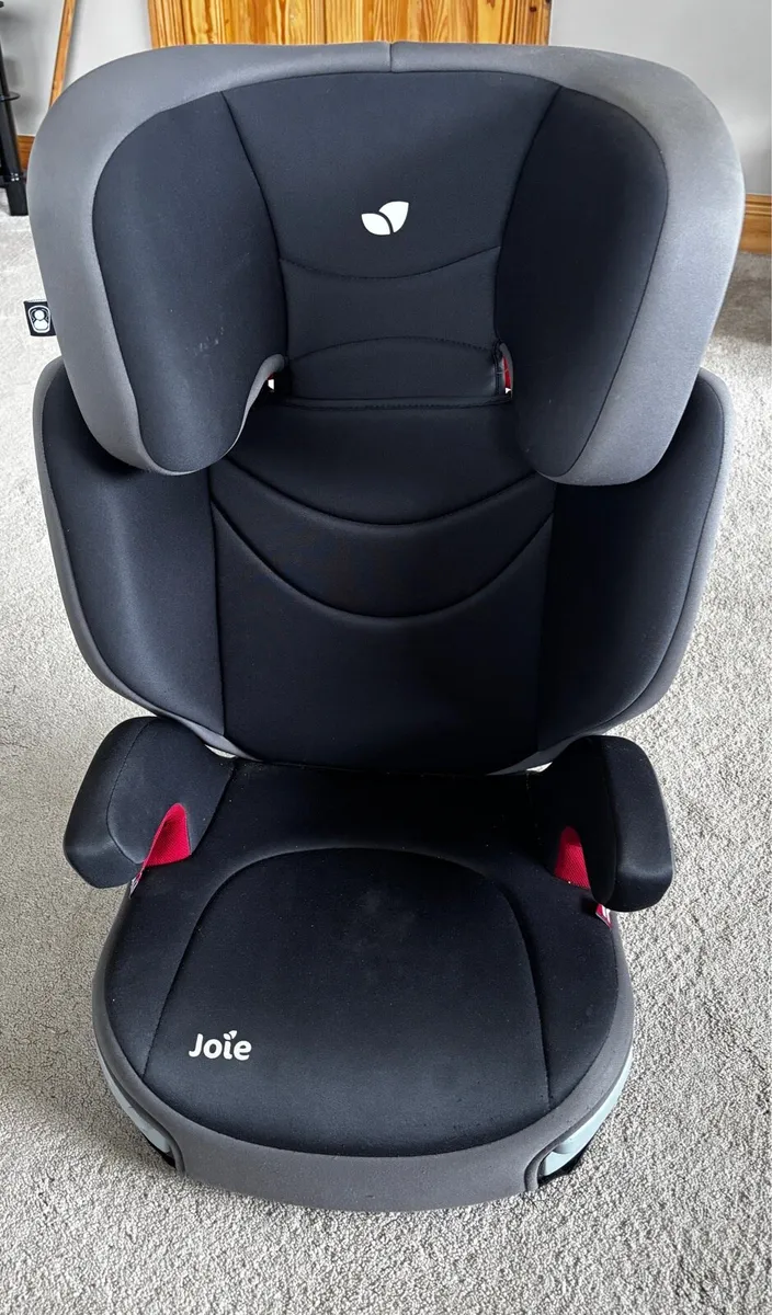 Kids booster seat - Image 1