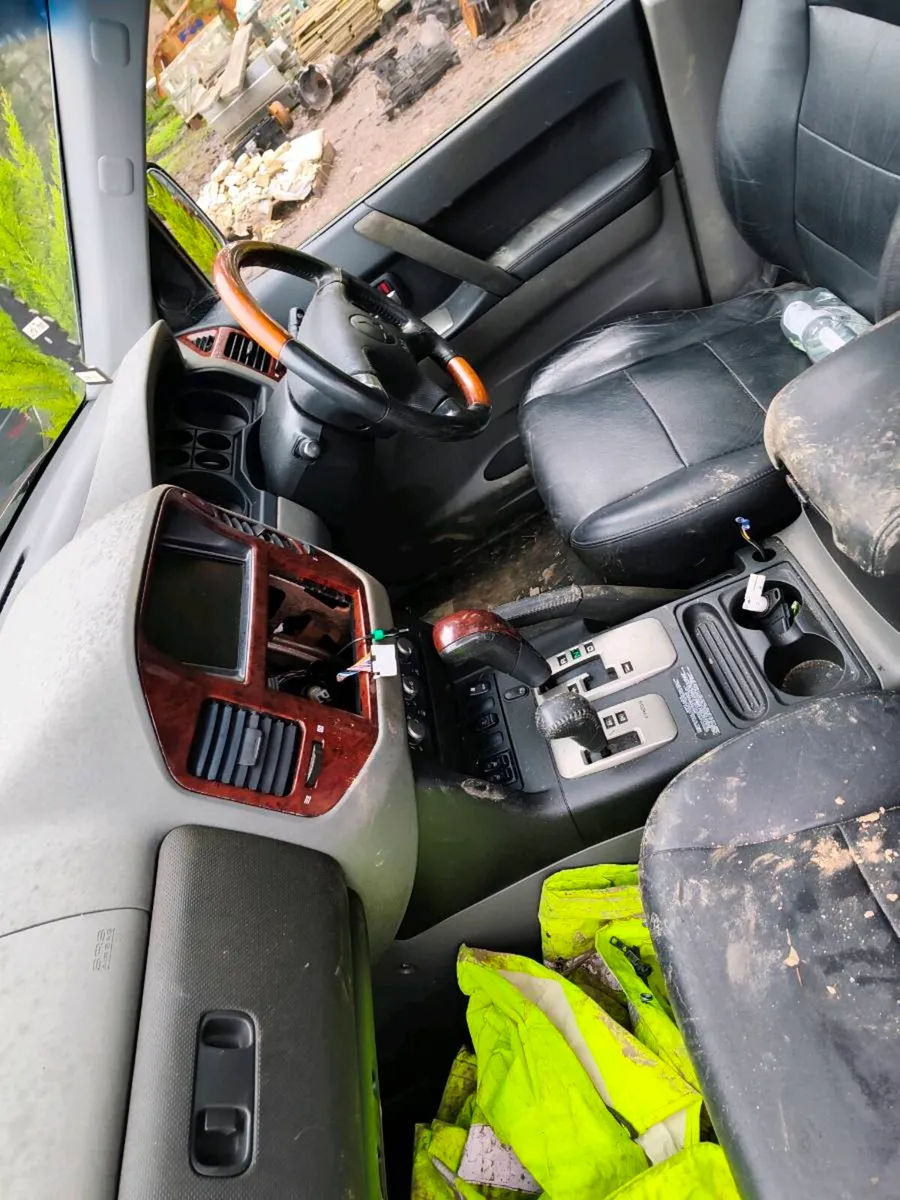 Mitsubishi shogun pajero 3.2 2005 diesel - Image 2