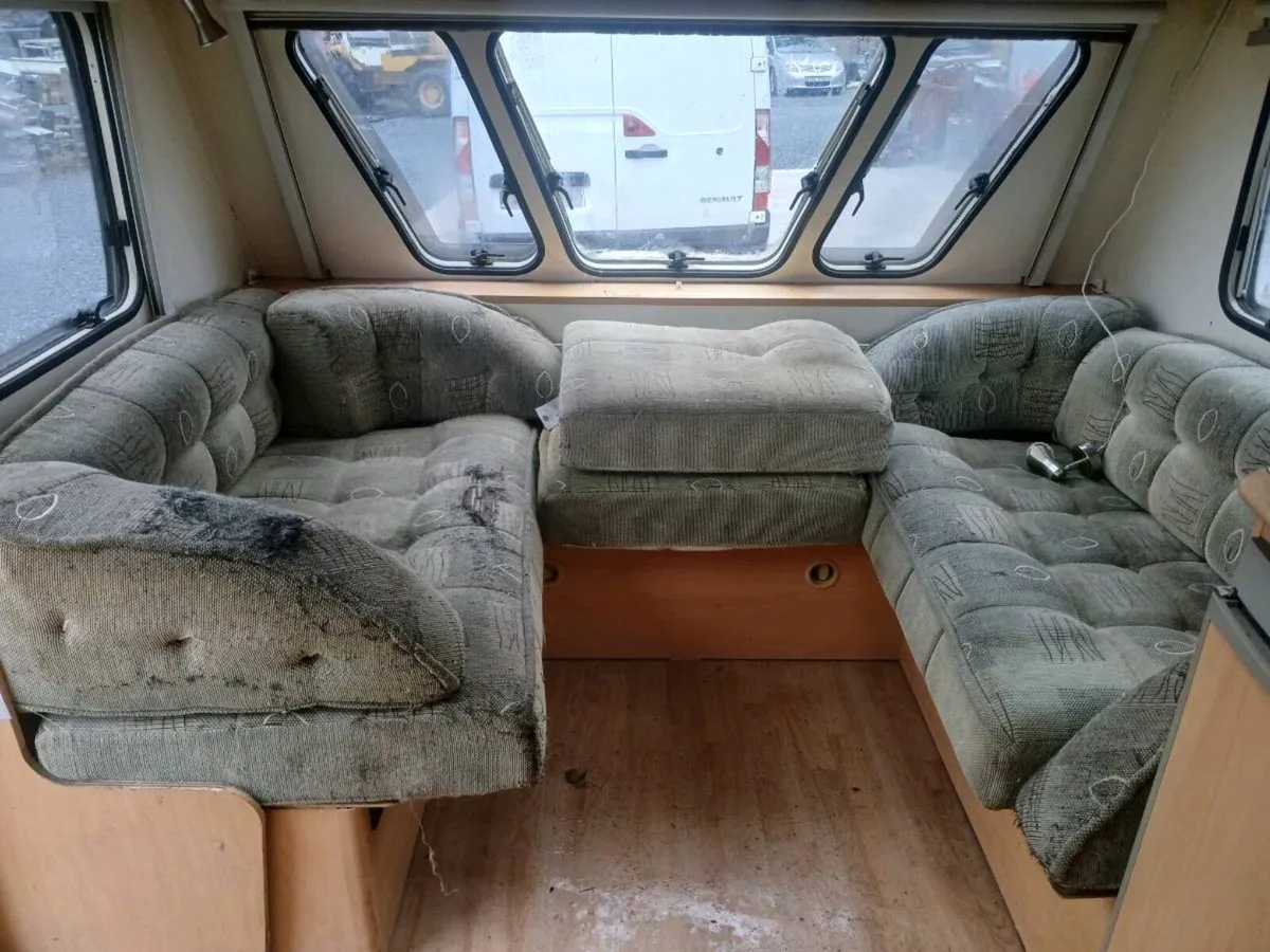 Caravans - Image 4