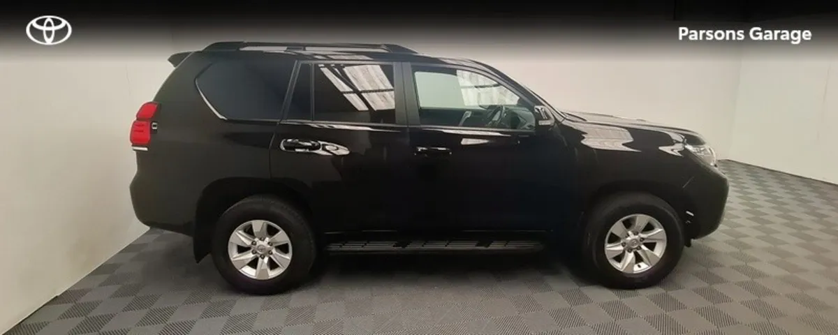 Toyota Land Cruiser LAND CRUISER LWB COMM A/T - Image 4