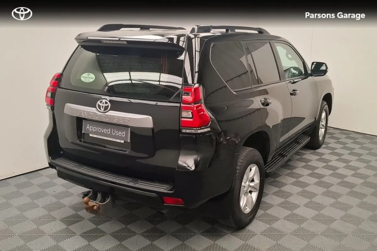 Toyota Land Cruiser LAND CRUISER LWB COMM A/T - Image 2
