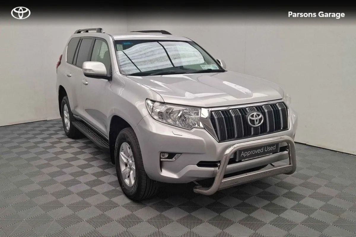 Toyota Land Cruiser 2.8 - Image 1