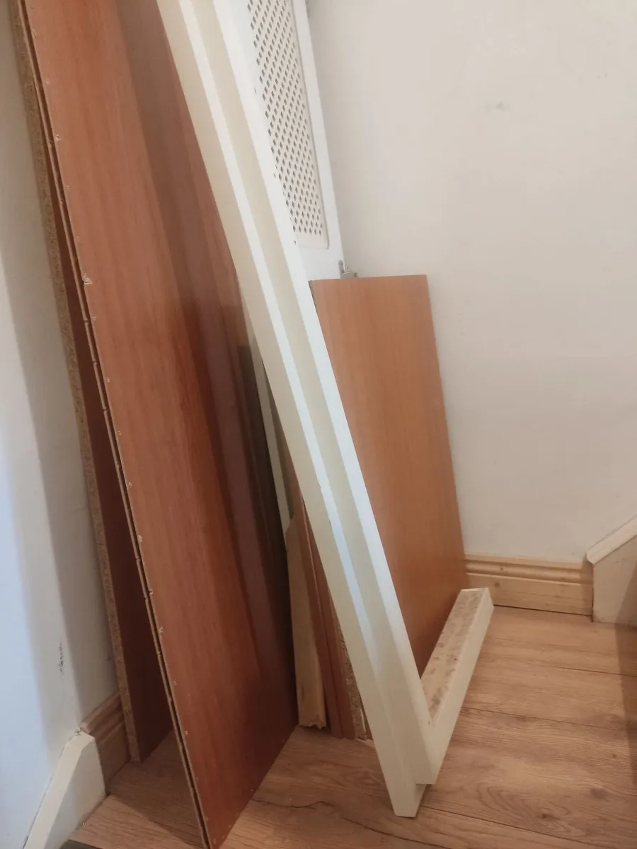 Beautiful wardrobe  4 doors - Image 4