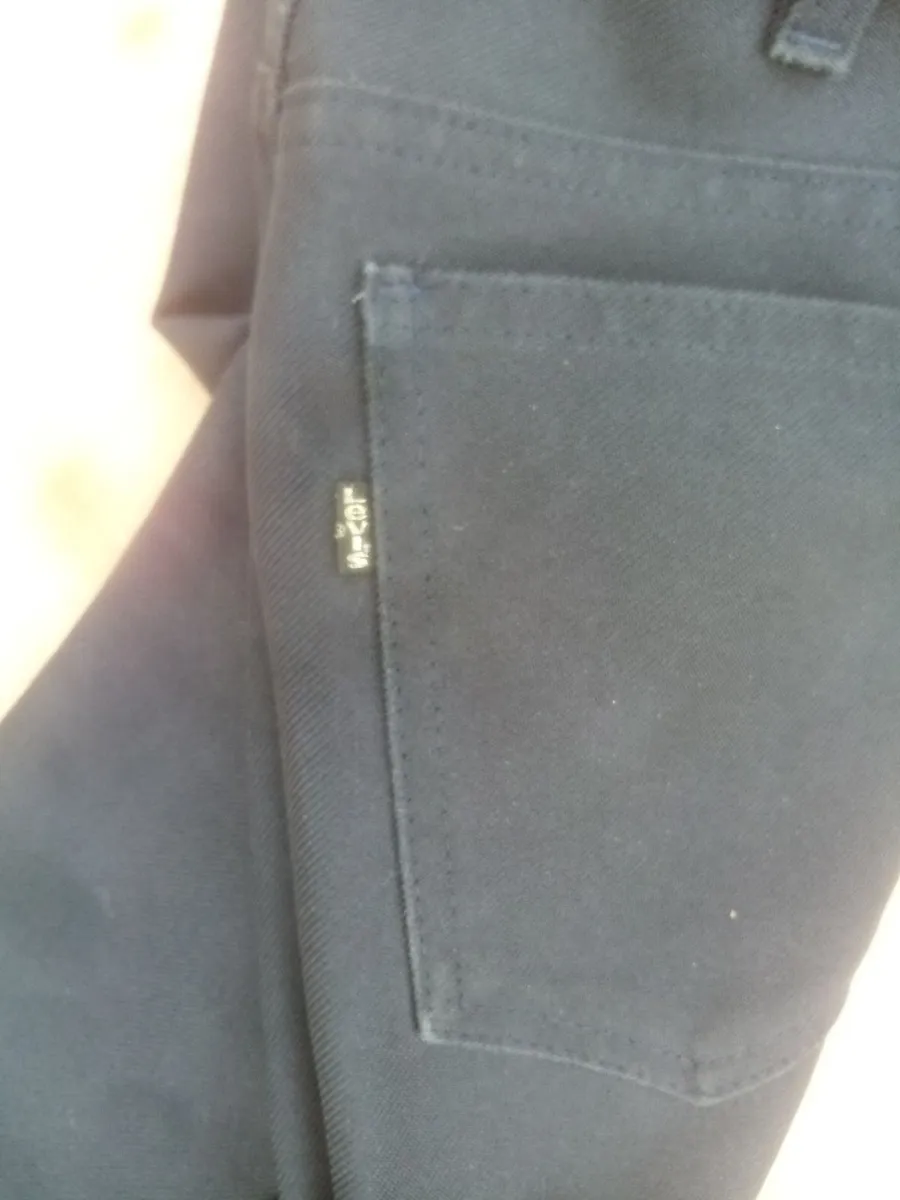 Levis Black/Gold Label Trousers - Image 2