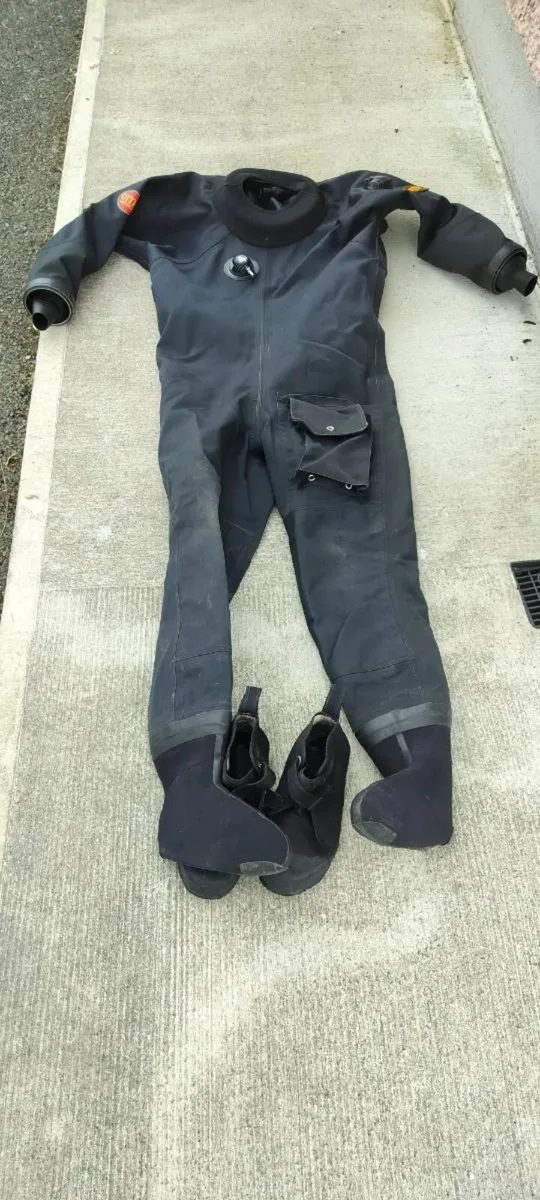 Otter scuba diving drysuit - Image 4