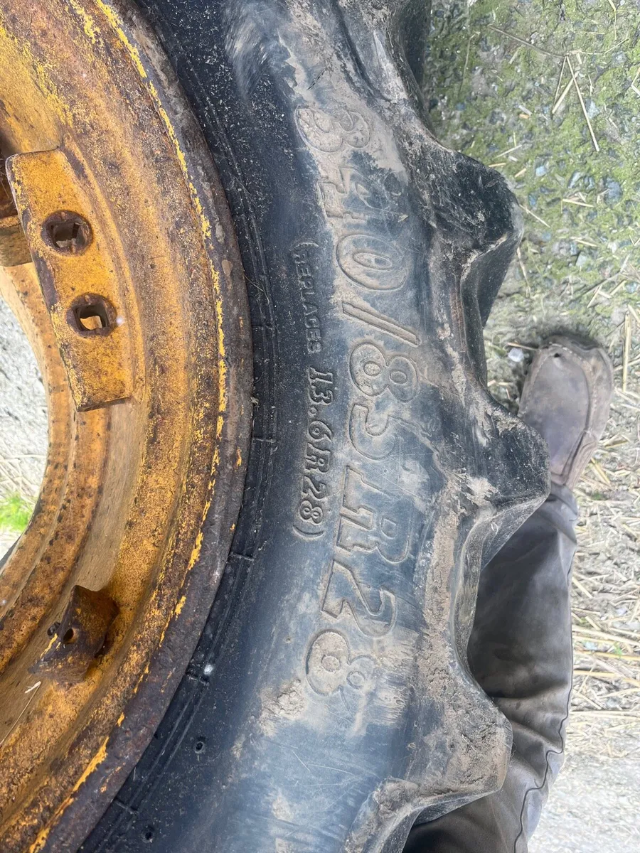JCB 416 dual wheels with clamps - Image 1