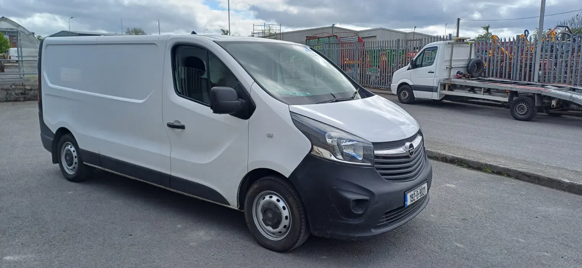 Opel Vivaro 2019 TEST + TAX - Image 1