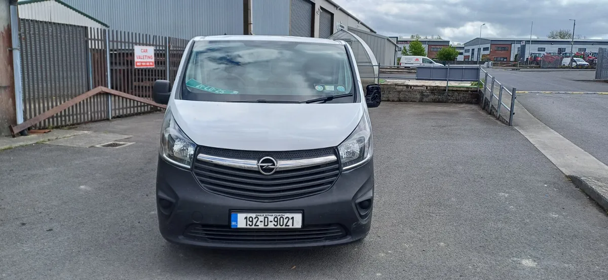 Opel Vivaro 2019 TEST + TAX - Image 2