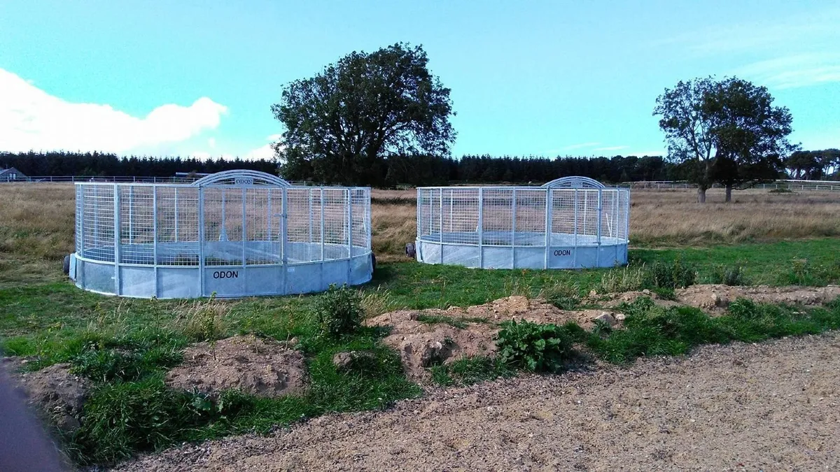 Towable Field Pens - Image 4