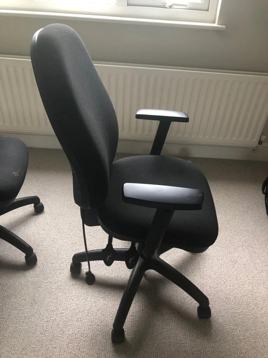 Office chair - Image 3