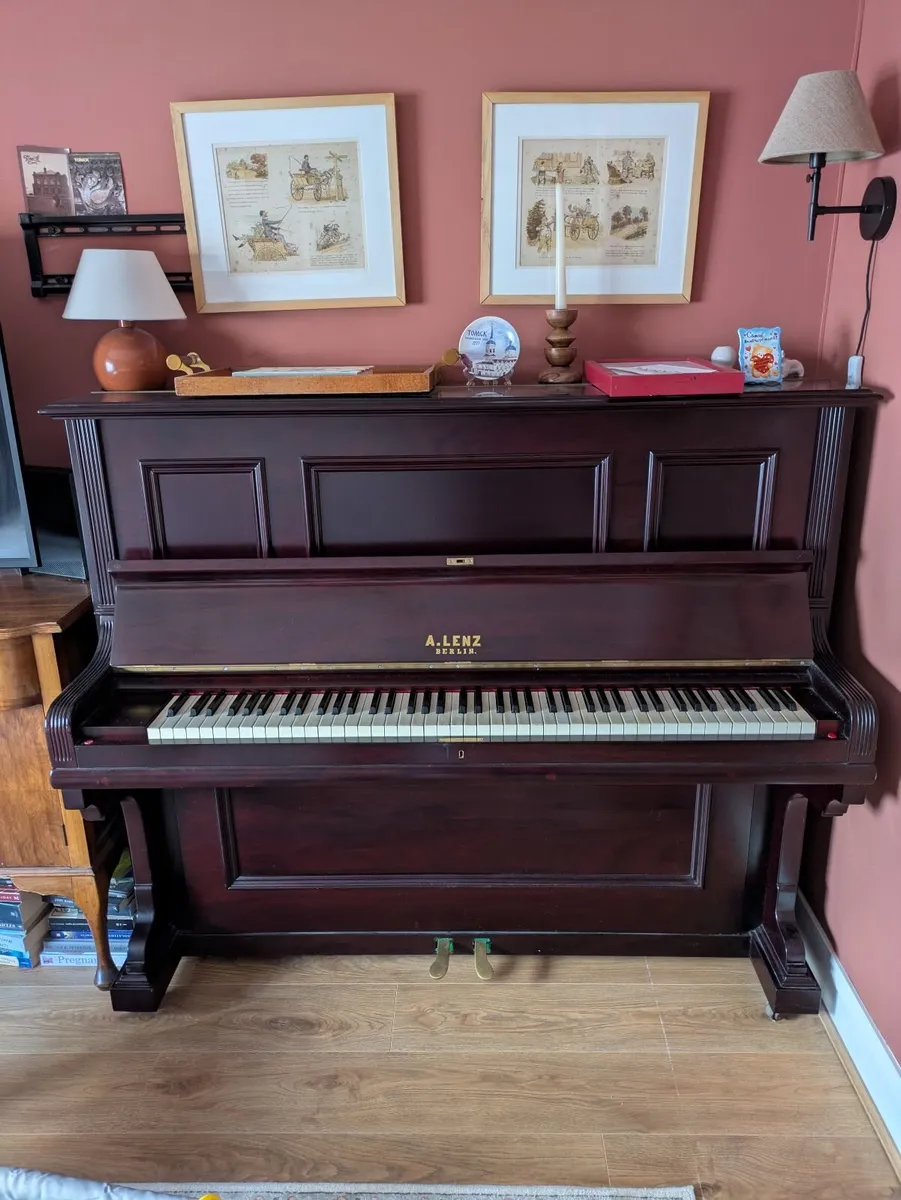 A Lenz Berlin 1925 Restored  Piano