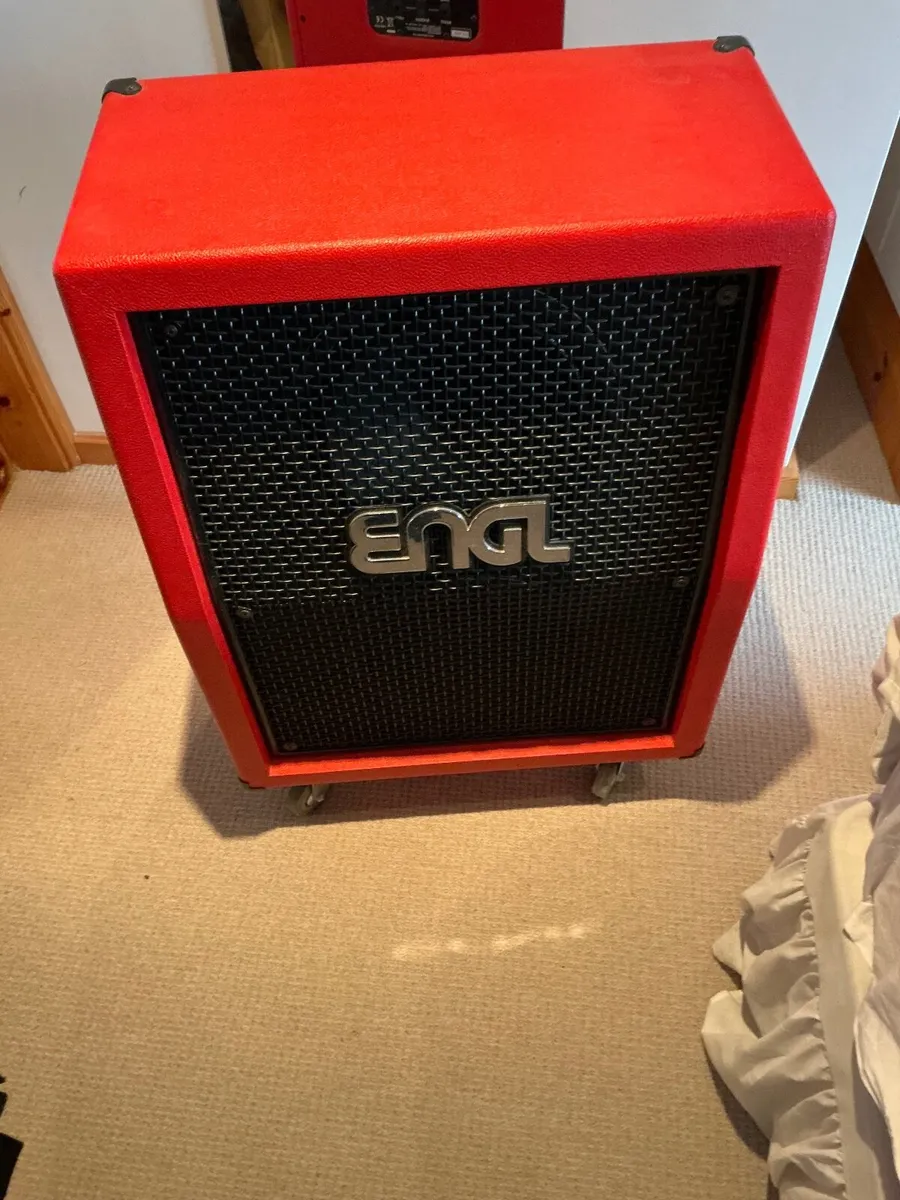 Engl 2x12 guitar cabinet on Engl wheels - Image 1