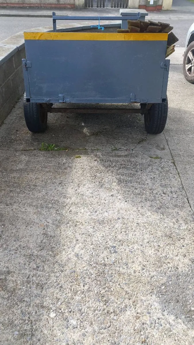 Trailer - Image 2