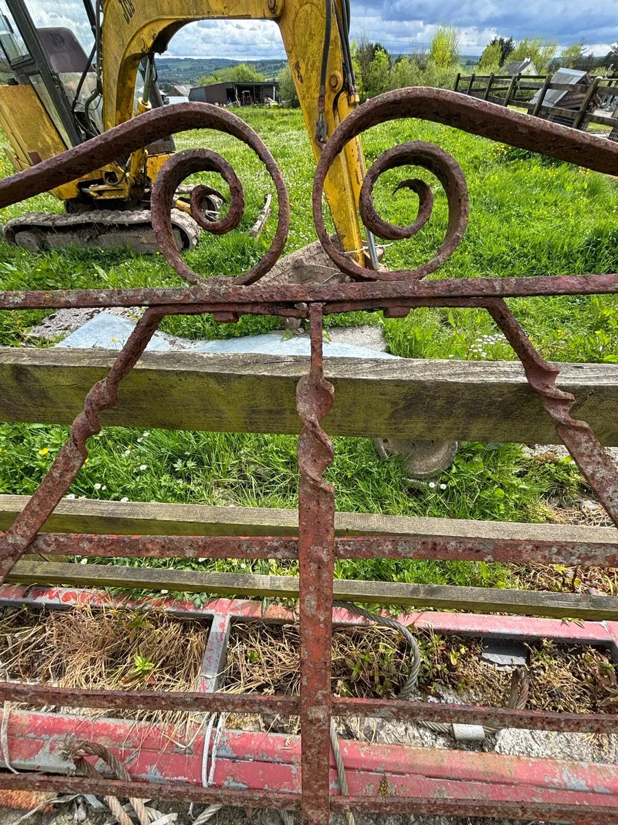 gate - Image 3