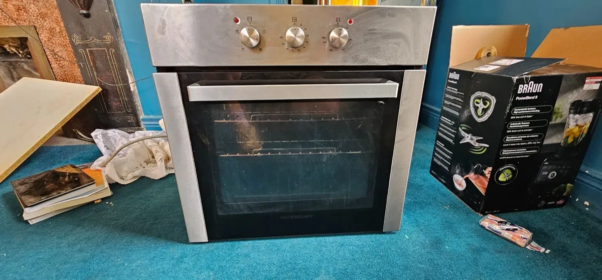 Oven