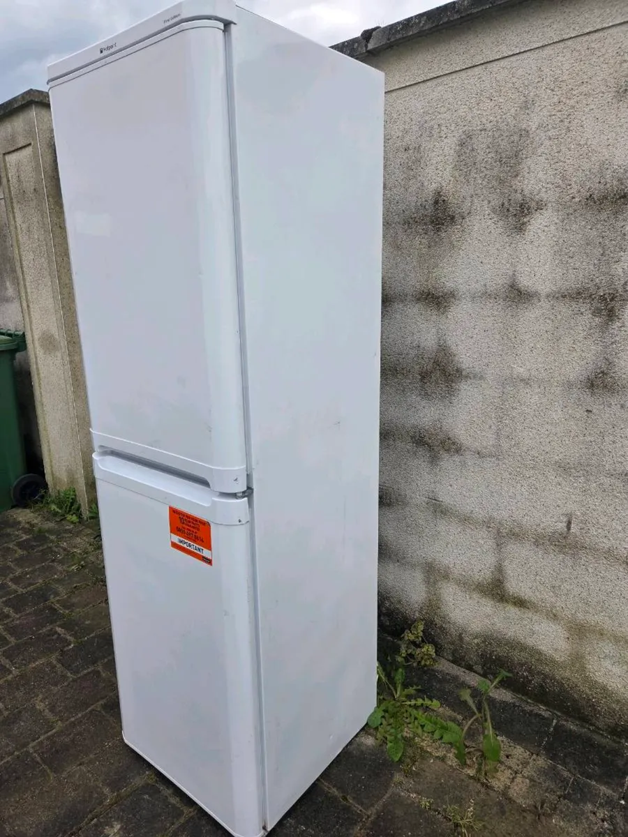 Hotpoint fridge freezer - Image 3