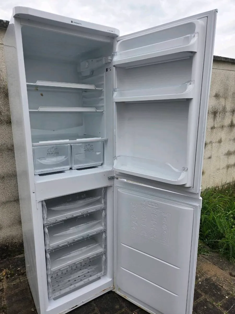 Hotpoint fridge freezer - Image 4