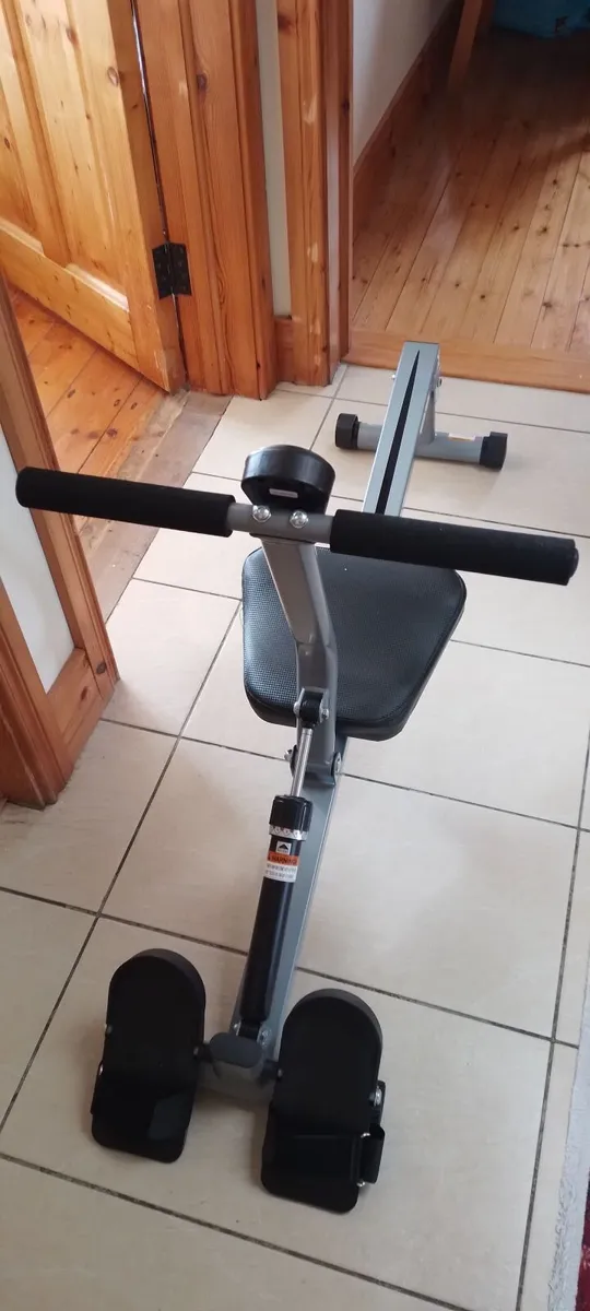 Sunny Rowing Machine - Image 3