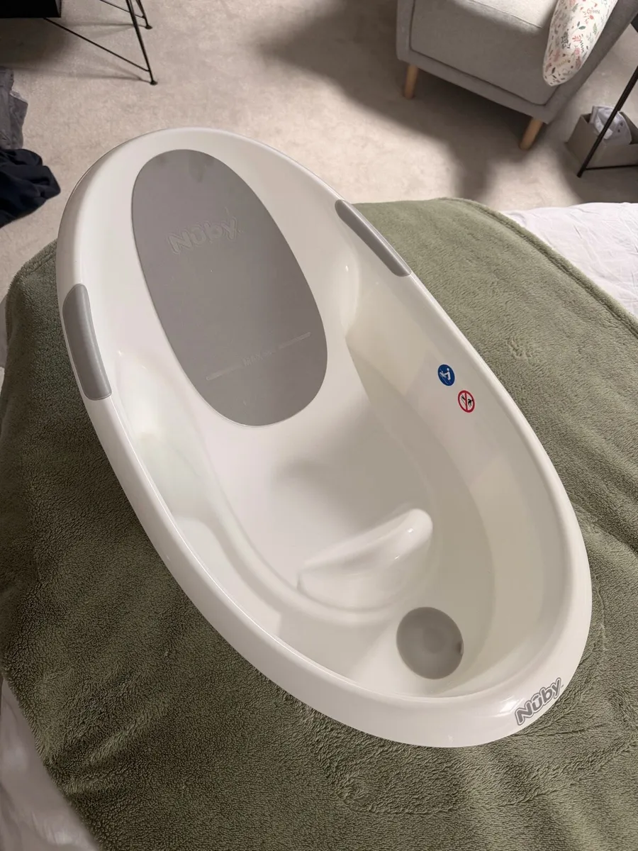 Baby baths & Jug - Image 3