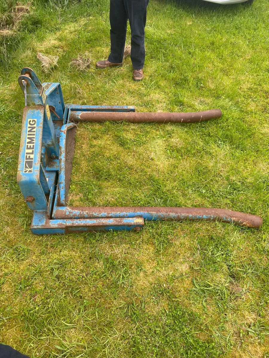 Fleming Bale Handler and Double Trough - Image 1