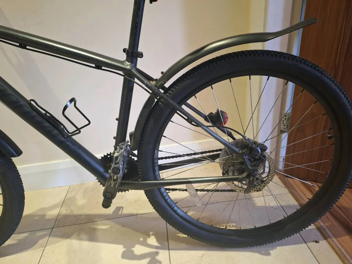 Cannondale mountian bike - Image 1