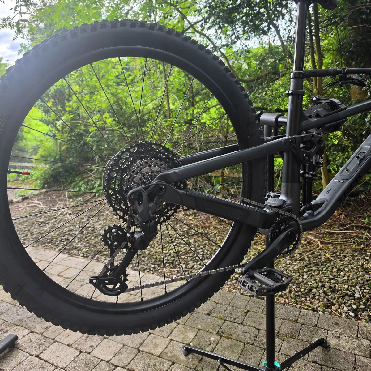 Full suspension MTB - Image 1
