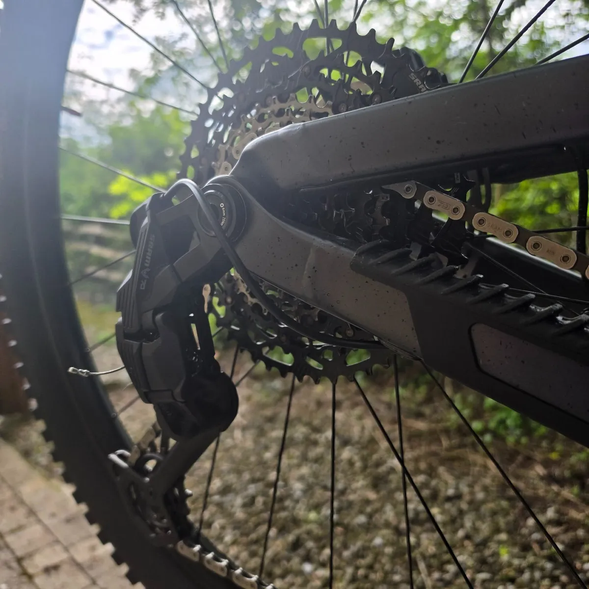Full suspension MTB - Image 2