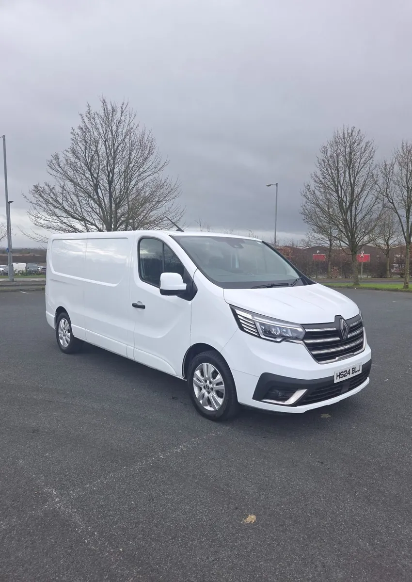 Renault Trafic 2024 - Image 1