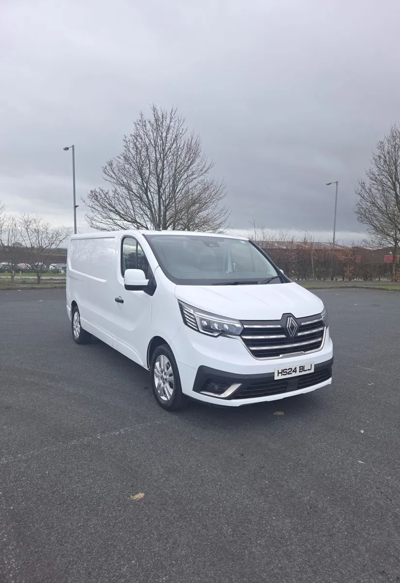 Renault Trafic 2024 - Image 2