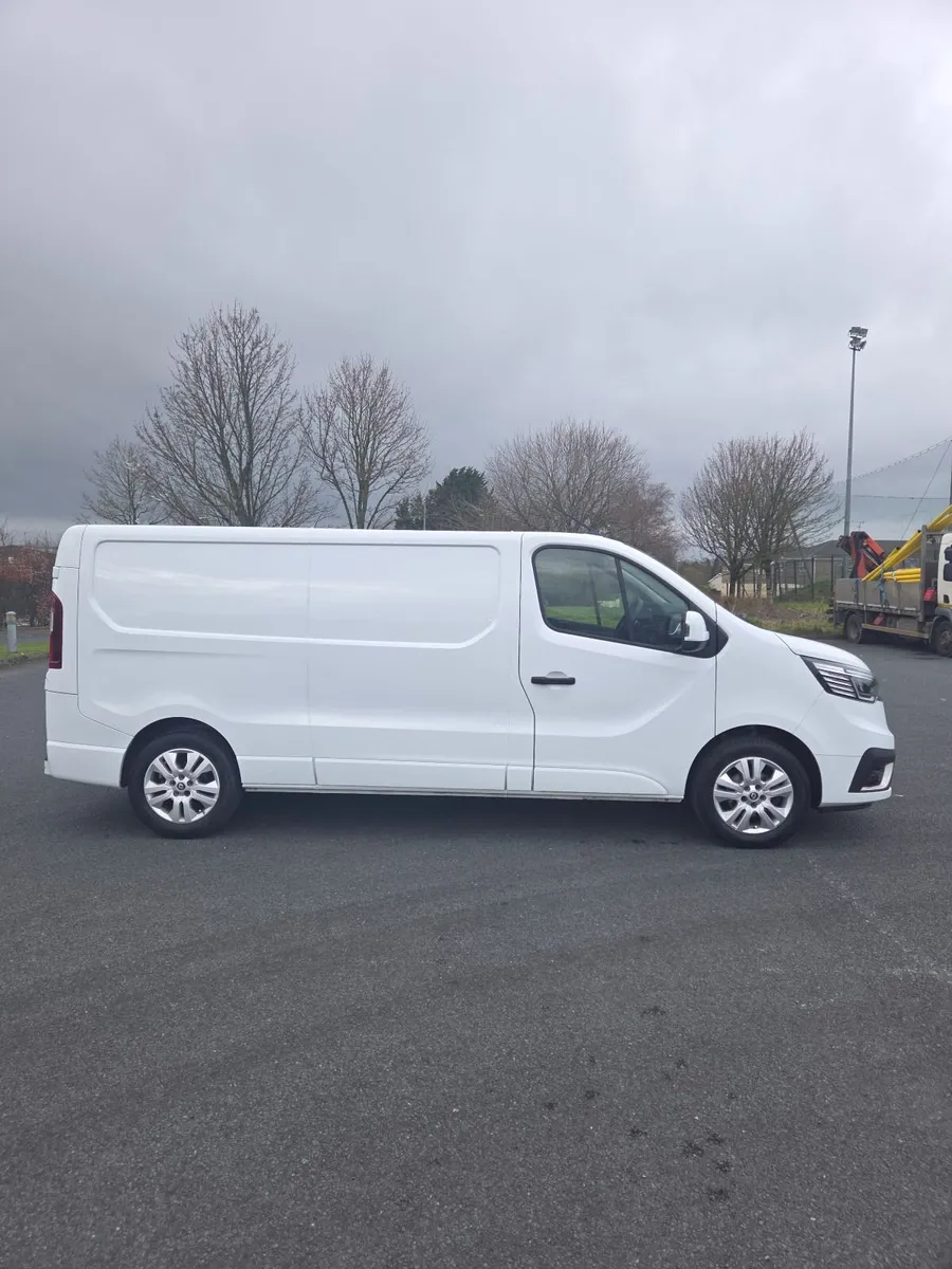 Renault Trafic 2024 - Image 3