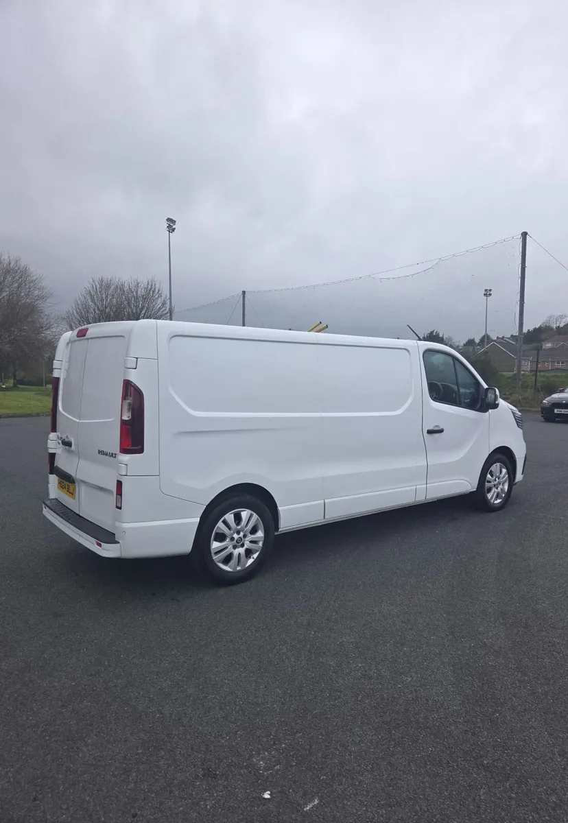 Renault Trafic 2024 - Image 4