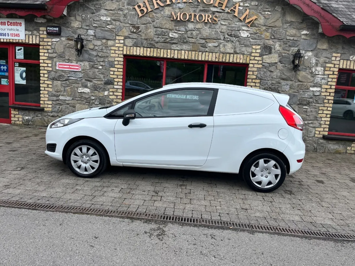 Ford Fiesta 1.5 TDCI 75PS BASE VAN 2DR - Image 3