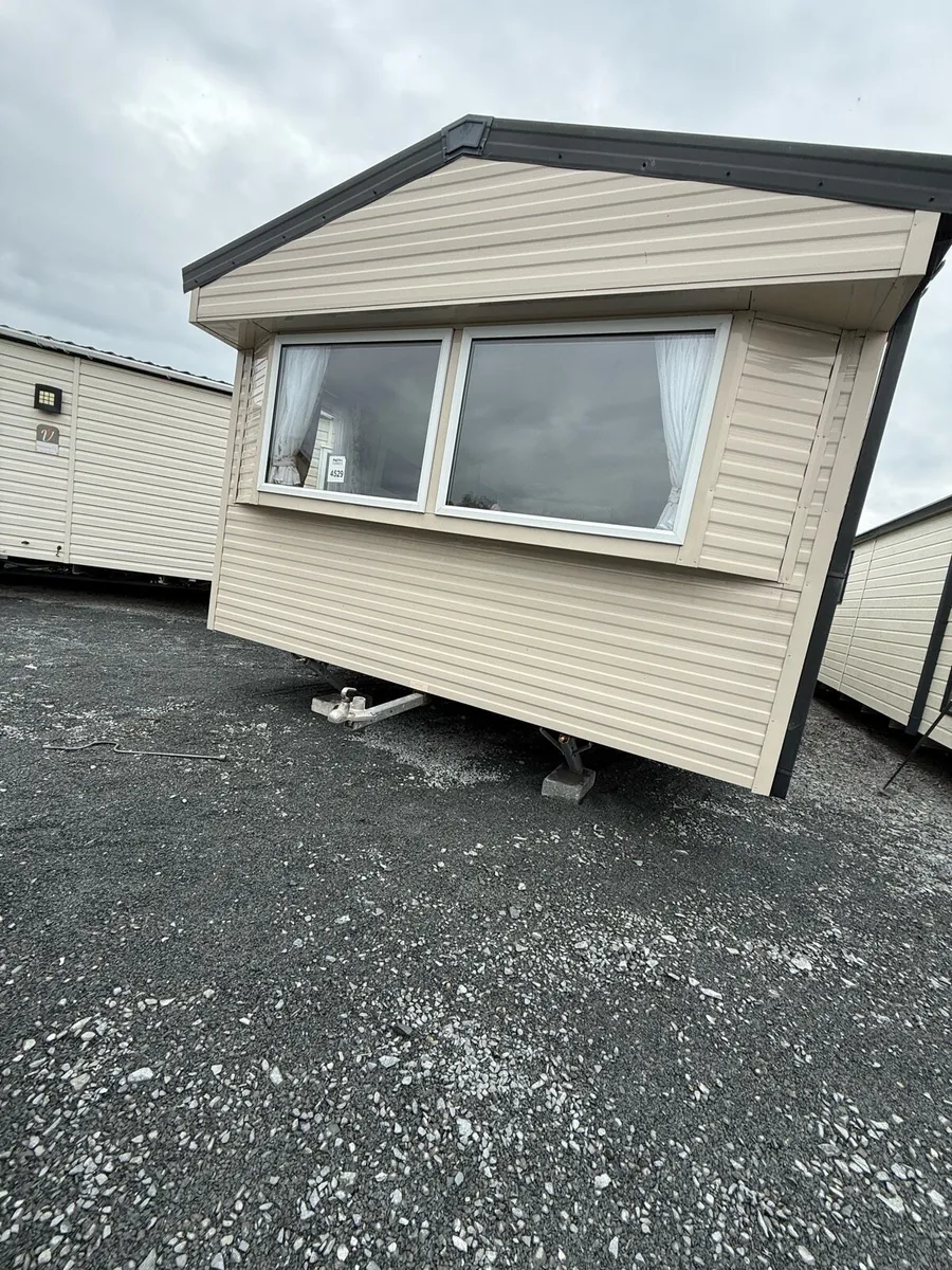 Willerby summer 36-12 2 bed At TPS caravan sales - Image 2