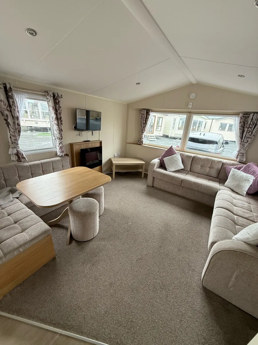 Willerby summer 36-12 2 bed At TPS caravan sales - Image 3