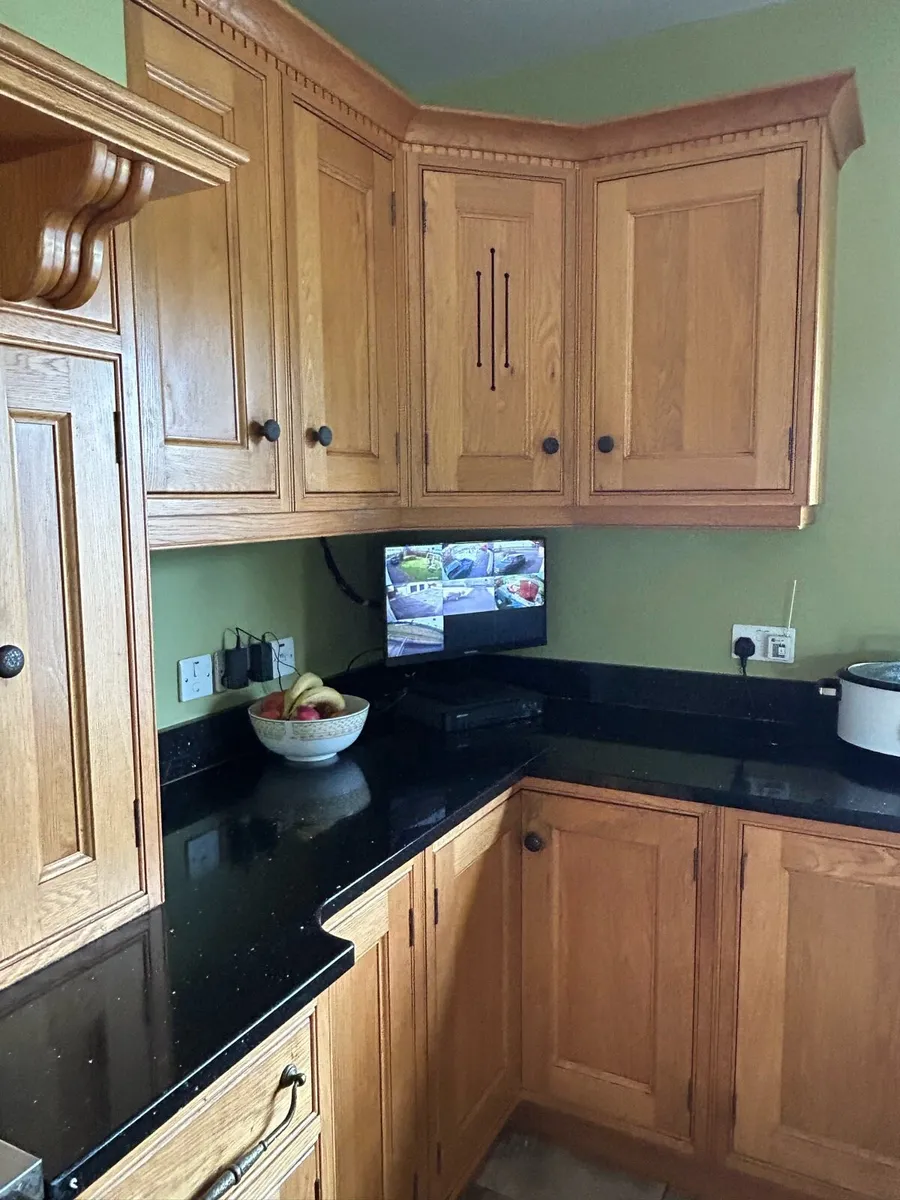 Greenhill Kitchen - Image 3