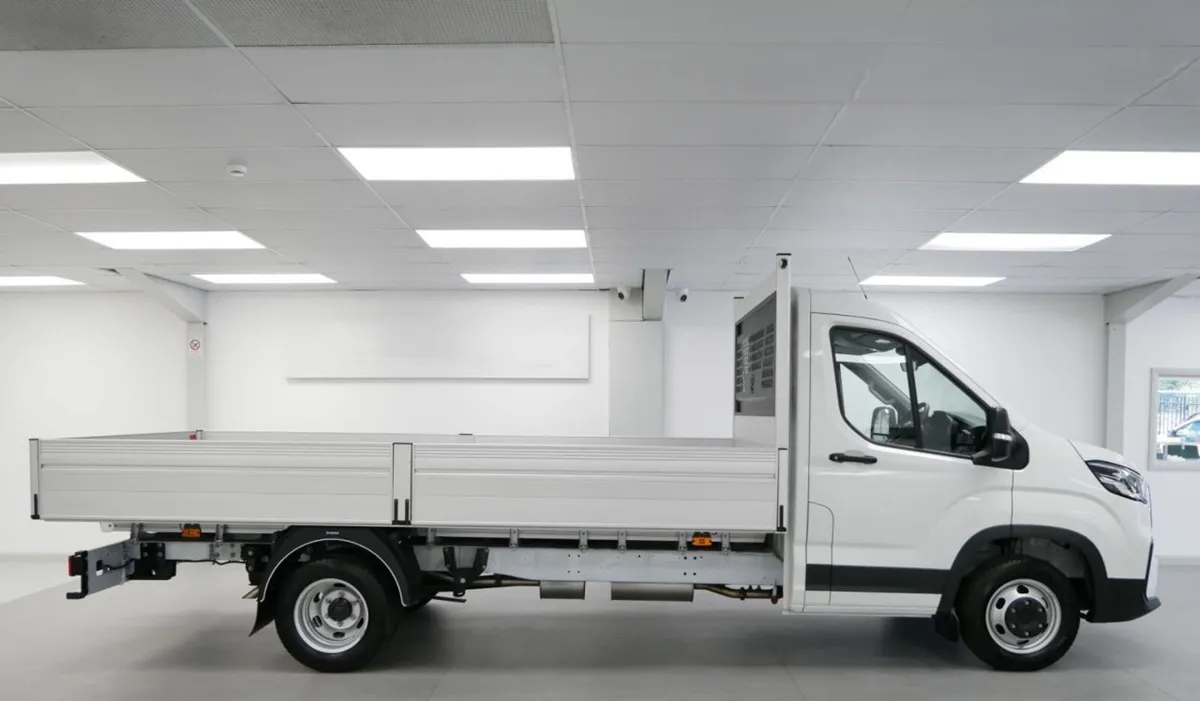 2026 Maxus Deliver 9 Dropside Van - Image 2