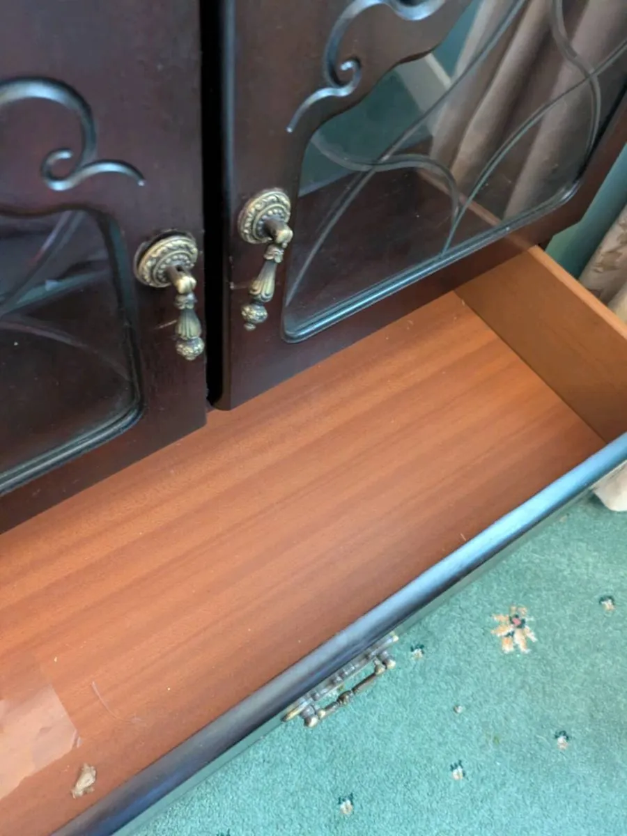 Corner TV stand - Image 2