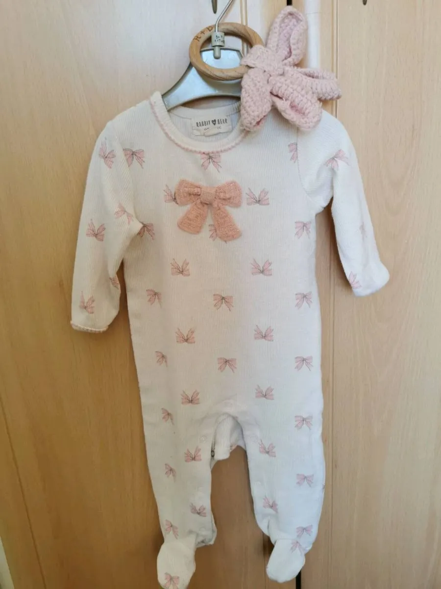 Baby girl sleepsuit - Image 1