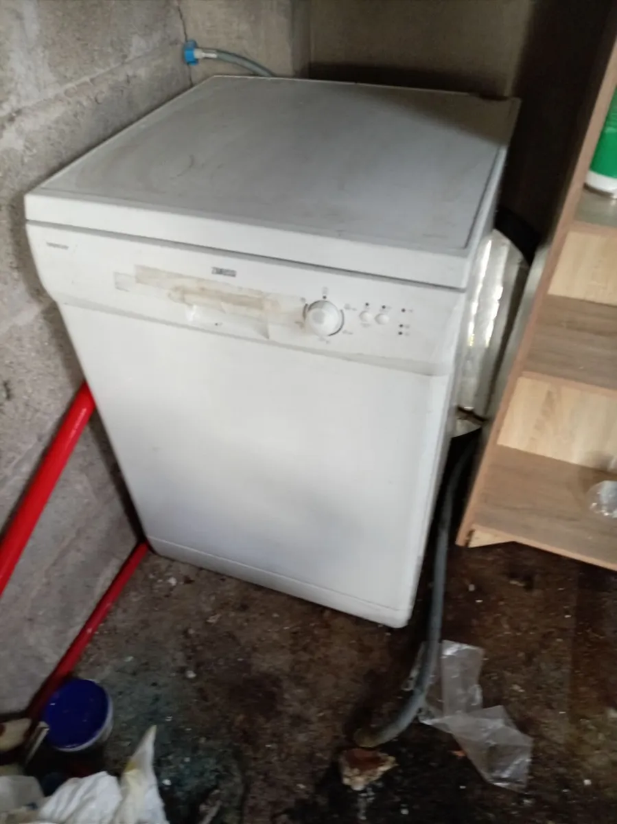 Kitchen - Image 1