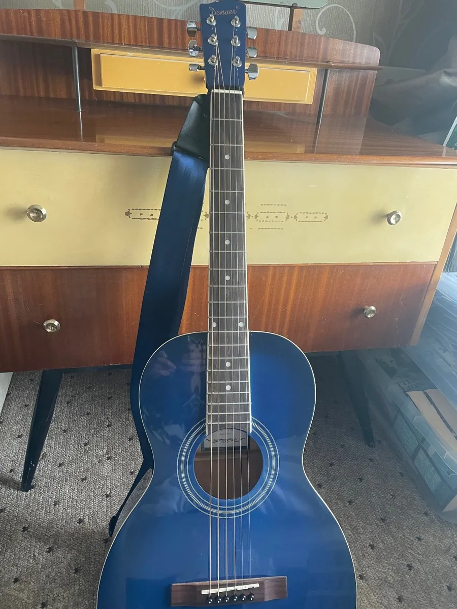 Guitar - Image 3
